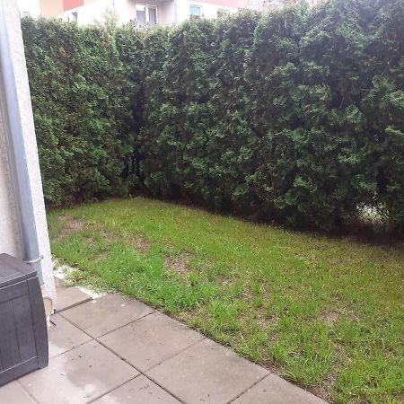 Sloneczny Apartament Z Malym Ogrodkiem Wejherowo Eksteriør billede