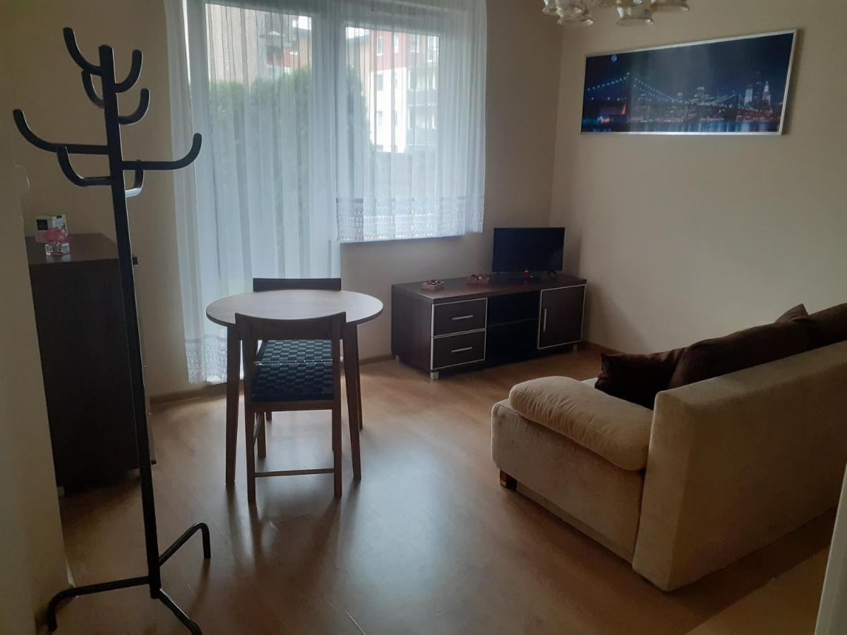 Sloneczny Apartament Z Malym Ogrodkiem Wejherowo Eksteriør billede