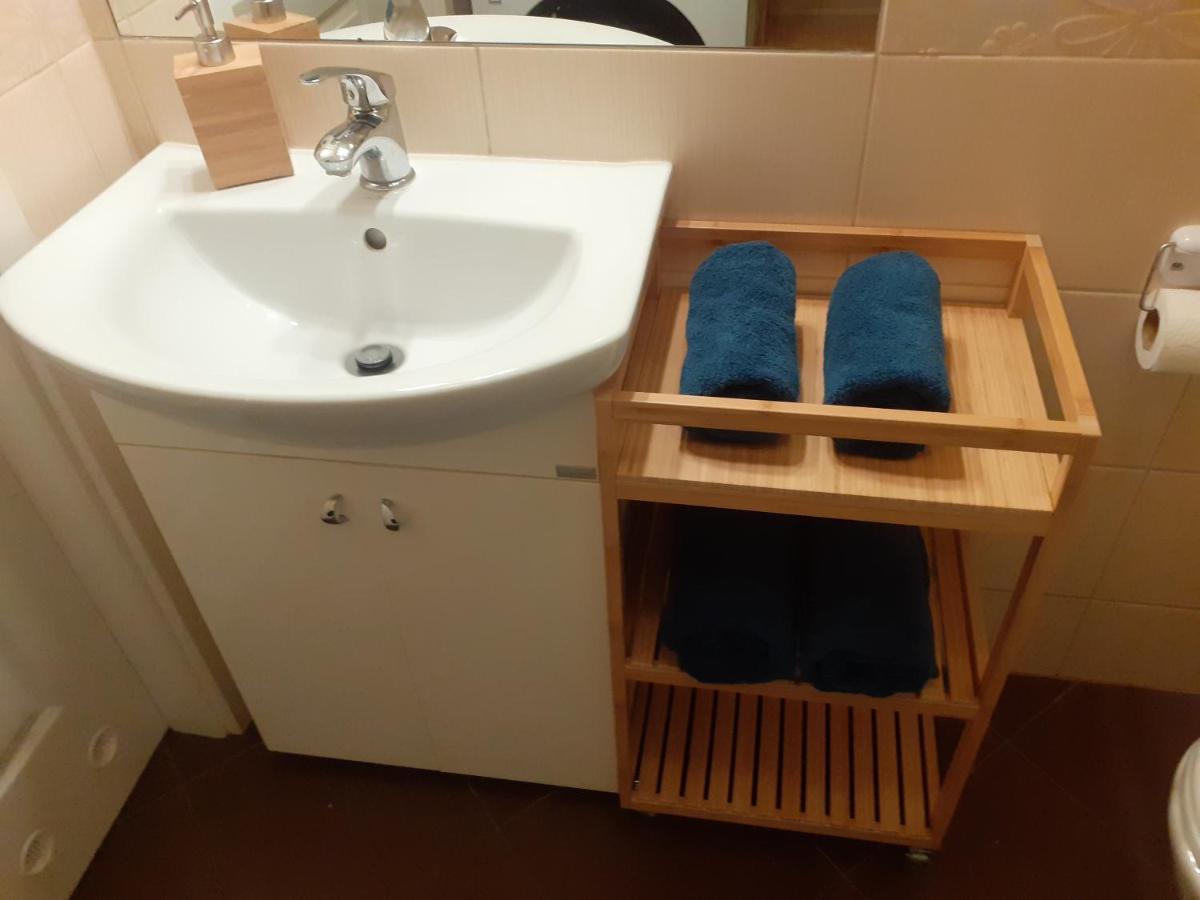 Sloneczny Apartament Z Malym Ogrodkiem Wejherowo Eksteriør billede